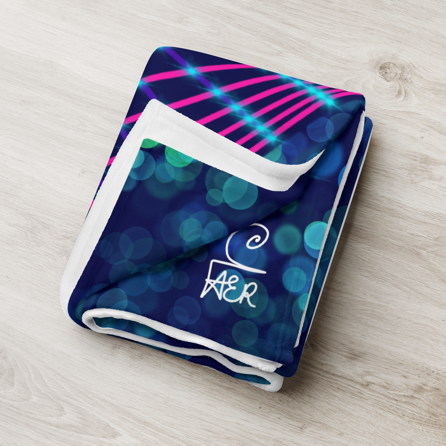 Triangular Grid / Pyramid Perspective Throw Blanket